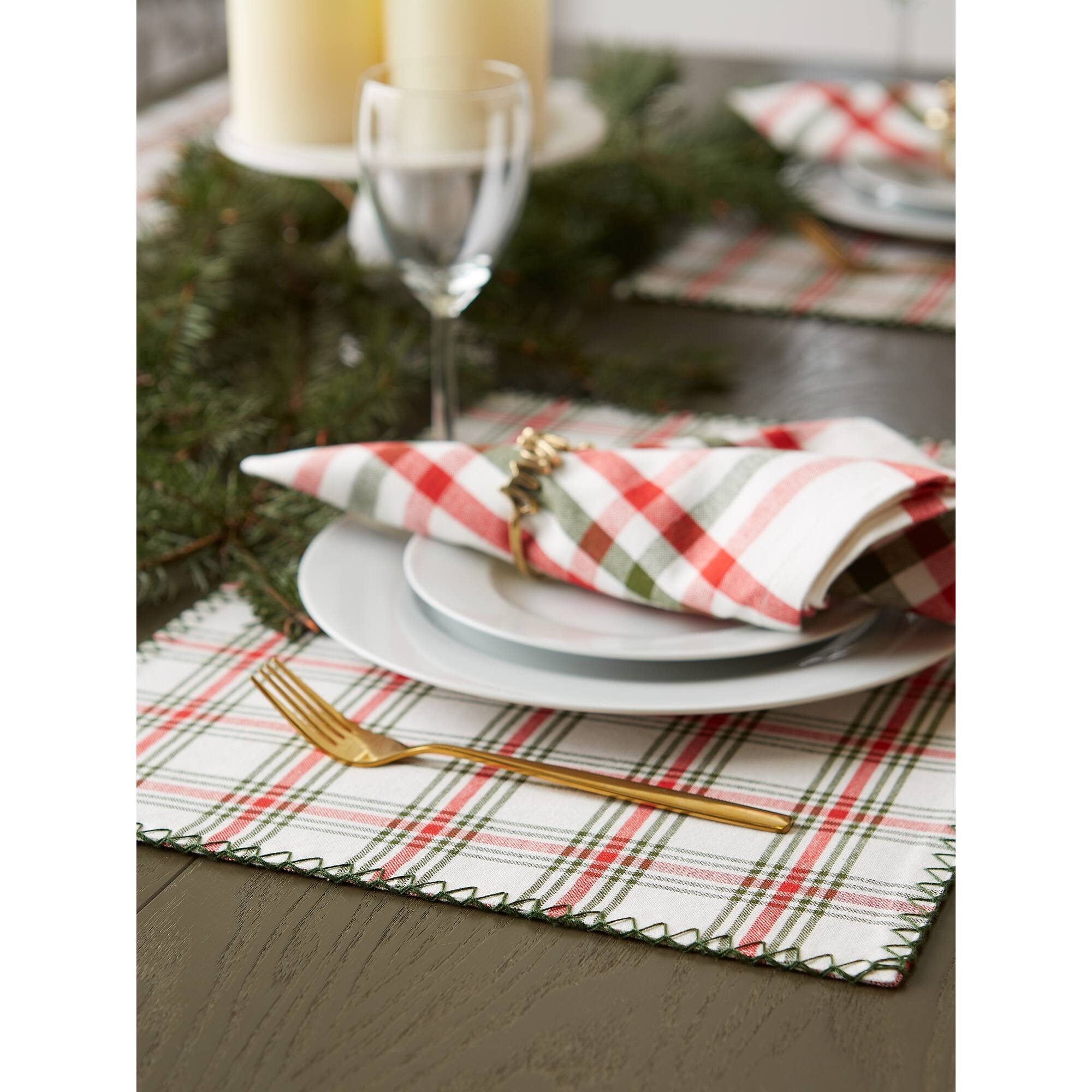 DII® Embellished Jolly Tree Placemats, 4ct.
